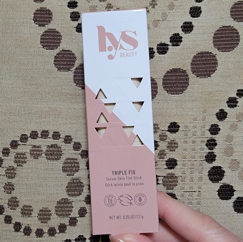 LYS Beauty Triple Fix Blurring Skin Tint Foundation Stick In LN6